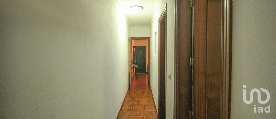 Maison de village T3 à Nossa Senhora da Graça dos Degolados de 165 m²