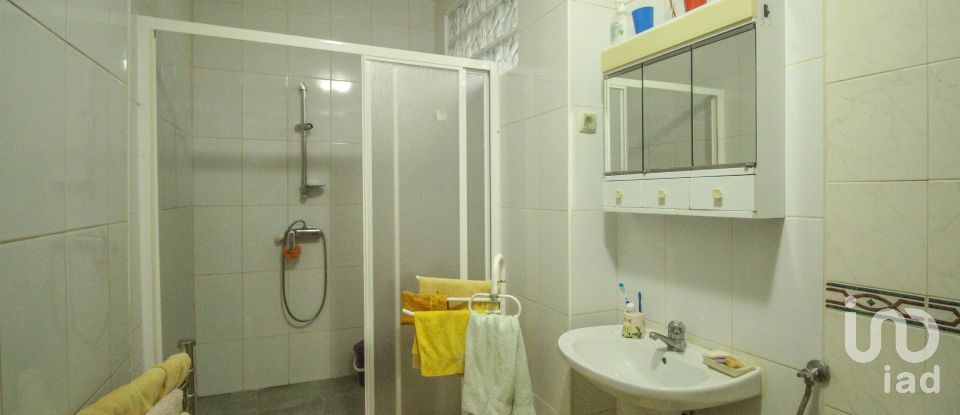 Maison de village T3 à Nossa Senhora da Graça dos Degolados de 165 m²