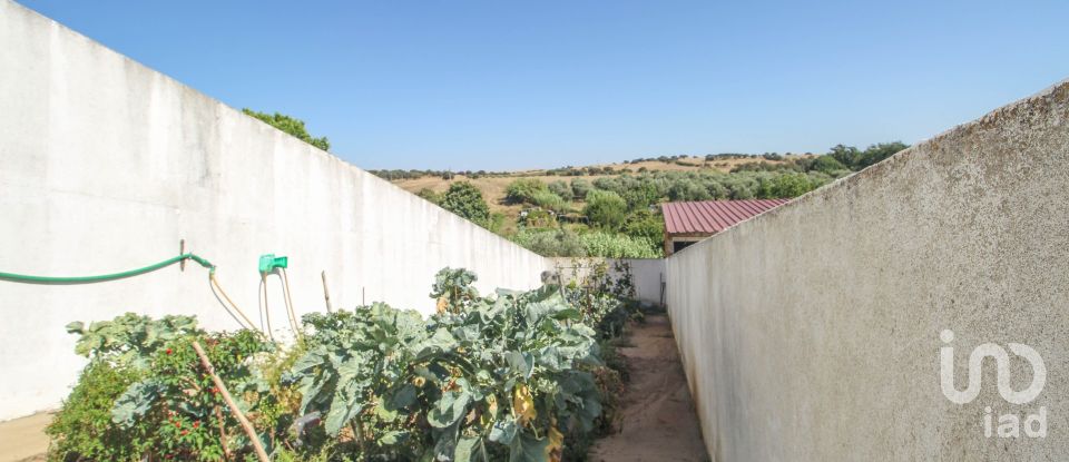 Maison de village T3 à Nossa Senhora da Graça dos Degolados de 165 m²
