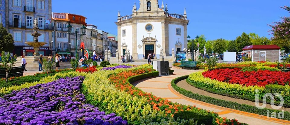 Bar-brasserie à Barcelos, Vila Boa e Vila Frescainha (São Martinho e São Pedro) de 100 m²