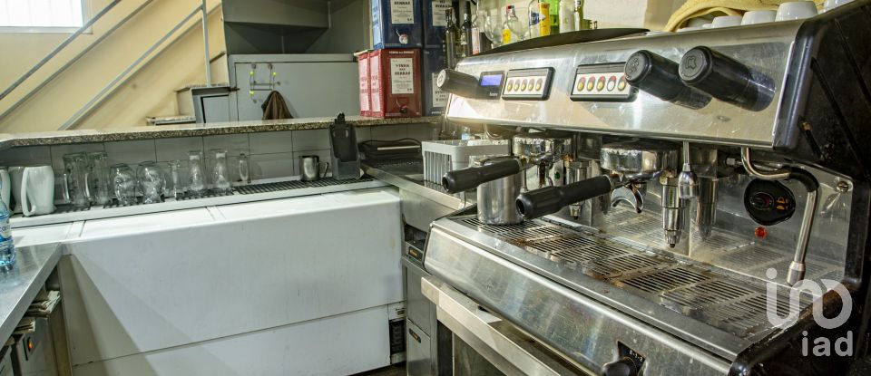 Bar-brasserie à Barcelos, Vila Boa e Vila Frescainha (São Martinho e São Pedro) de 100 m²