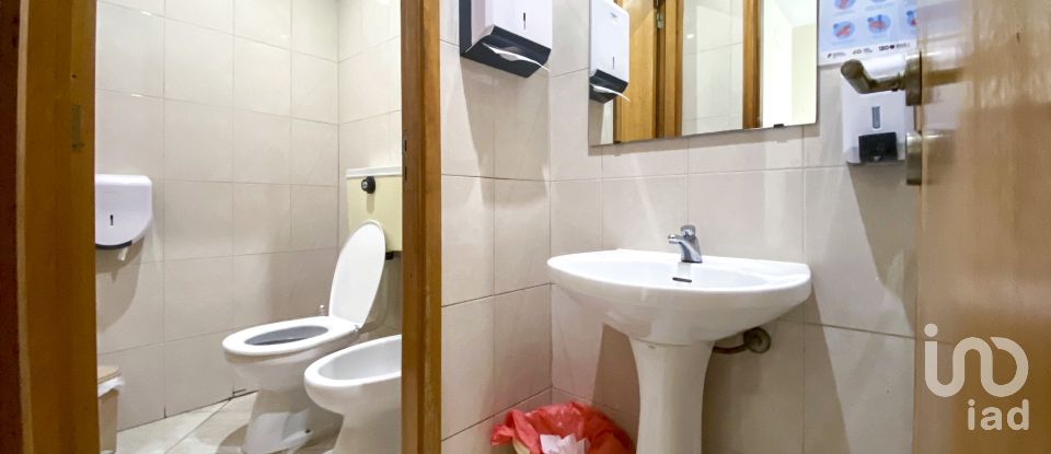 Bar-brasserie à Barcelos, Vila Boa e Vila Frescainha (São Martinho e São Pedro) de 100 m²