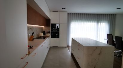 Maison T4 à Leiria, Pousos, Barreira e Cortes de 151 m²