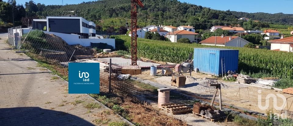 Land in Vila de Punhe of 591 m²