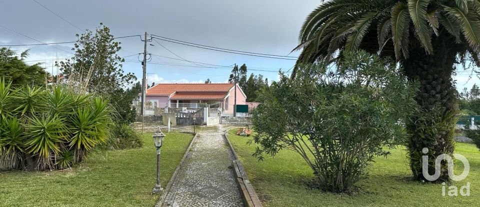 Terreno em Santa Maria, São Pedro e Sobral da Lagoa de 1 012 m²
