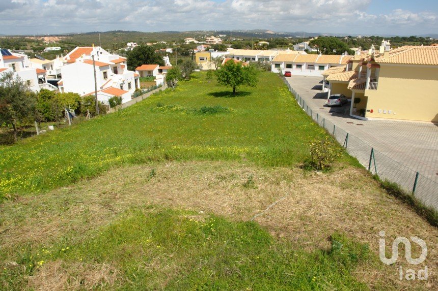 Building land in Albufeira e Olhos de Água of 2,550 m²