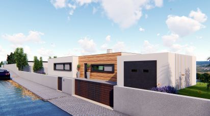 House T3 in Rio Maior of 230 m²