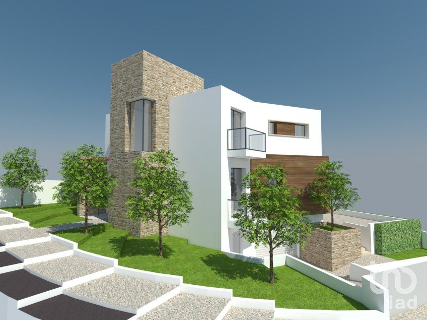 House T3 in Armação de Pêra of 200 m²