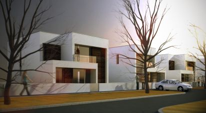 Building land in Vieira de Leiria of 282 m²