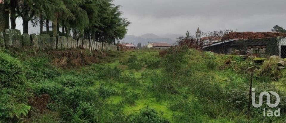 Terreno em Valença, Cristelo Covo e Arão de 1 920 m²