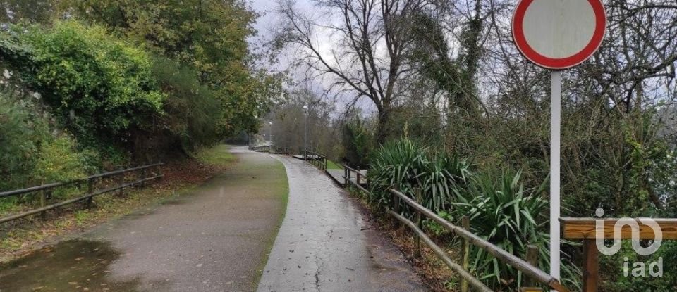 Terreno em Valença, Cristelo Covo e Arão de 1 920 m²