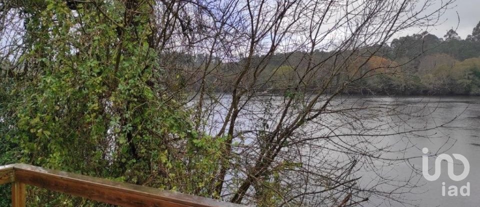 Terreno em Valença, Cristelo Covo e Arão de 1 920 m²