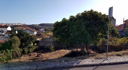 Building plot in Pontinha e Famões of 317 m²