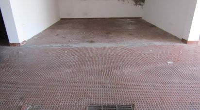 Parking/garage/box à Albufeira e Olhos de Água de 30 m²