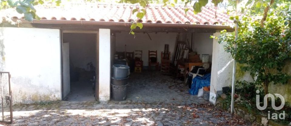 Lodge T5 in Vila Nova do Ceira of 255 m²