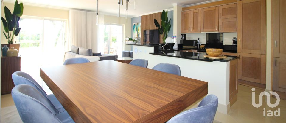 Lodge T4 in Quarteira of 200 m²