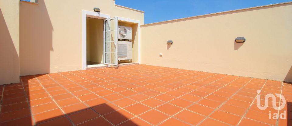 Lodge T4 in Quarteira of 200 m²