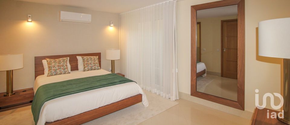 Lodge T4 in Quarteira of 200 m²