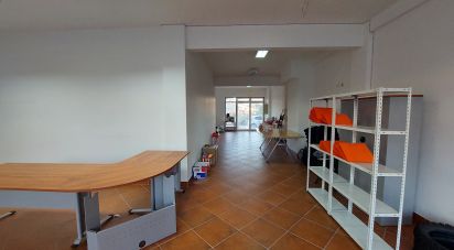 Boutique/Local commercial à Arcos e Mogofores de 128 m²