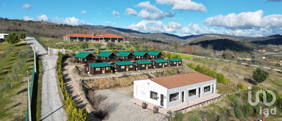 Maison rustique T10 à Podence e Santa Combinha de 380 m²