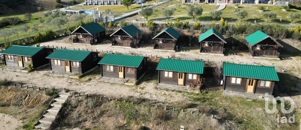 Maison rustique T10 à Podence e Santa Combinha de 380 m²