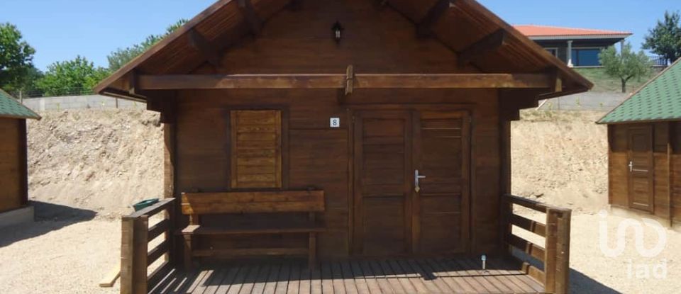 Maison rustique T10 à Podence e Santa Combinha de 380 m²