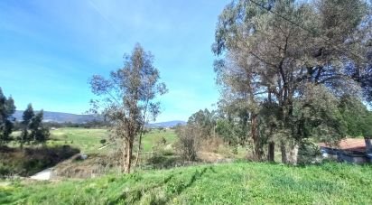 Terrain à bâtir à Aborim de 952 m²