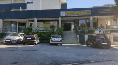 Boutique/Local commercial à Real, Dume E Semelhe de 50 m²