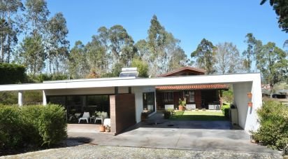 Ferme T3 à Fataunços e Figueiredo das Donas de 253 m²