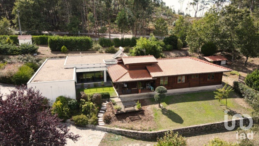 Ferme T3 à Fataunços e Figueiredo das Donas de 253 m²