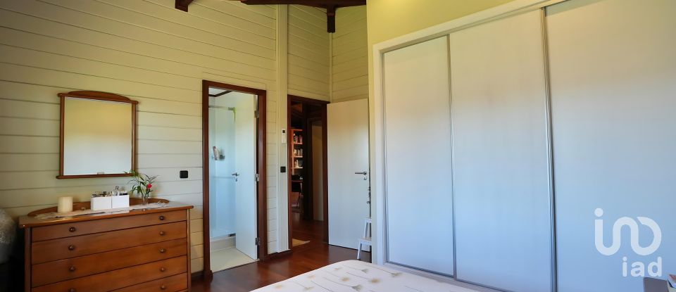 Ferme T3 à Fataunços e Figueiredo das Donas de 253 m²