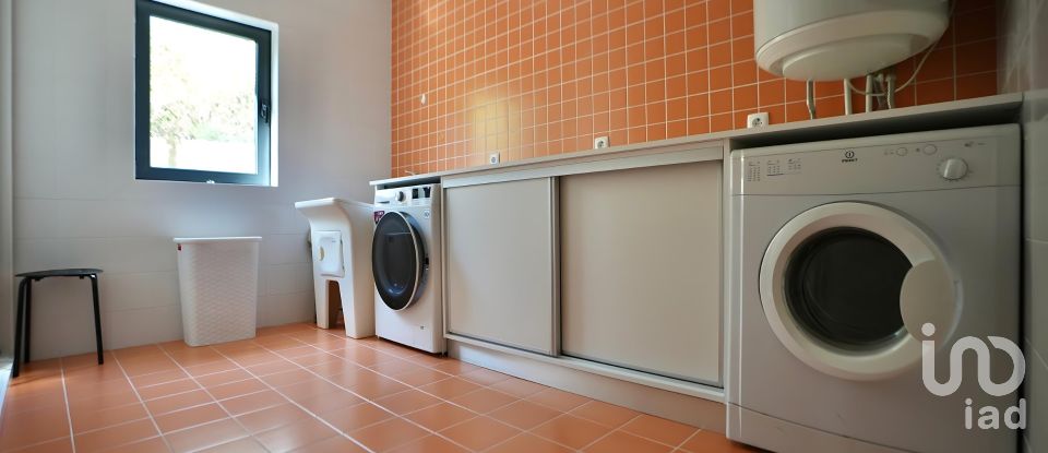 Ferme T3 à Fataunços e Figueiredo das Donas de 253 m²