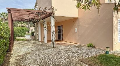 House T3 in Quarteira of 325 m²