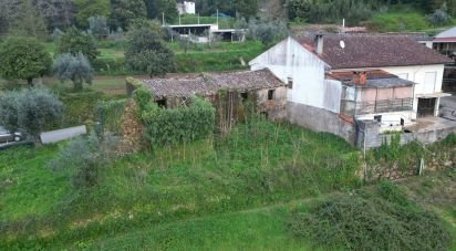 Maison traditionnelle T3 à Vila Nova de 120 m²