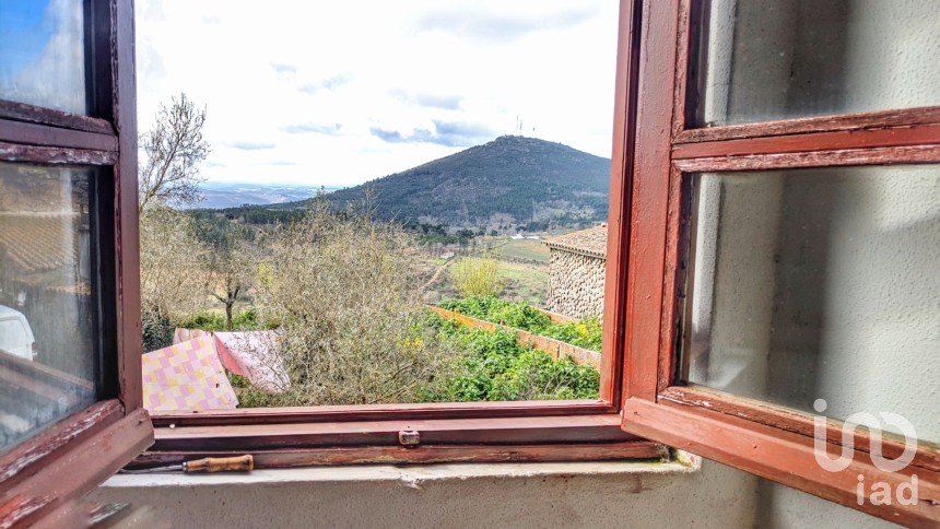 Moradia T4 em Castelo Rodrigo de 50 m²