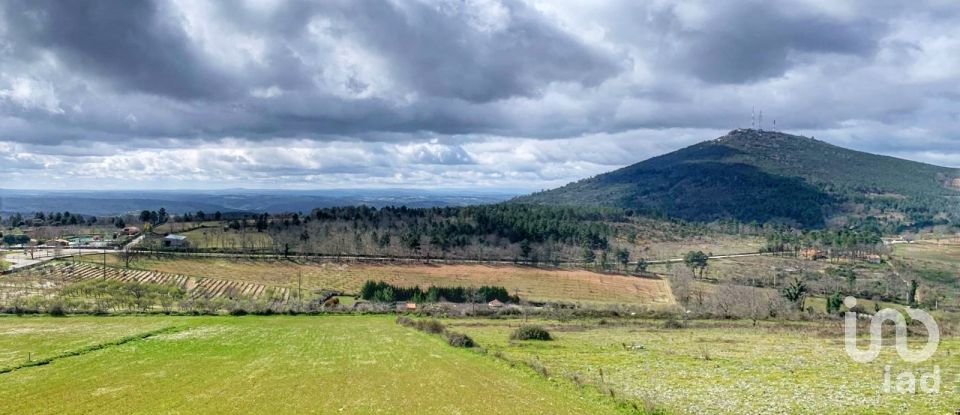 Moradia T4 em Castelo Rodrigo de 50 m²