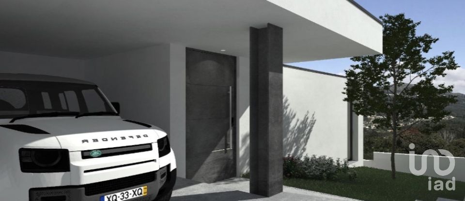 Maison T3 à Estorãos de 190 m²