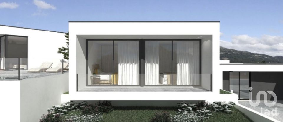 Maison T3 à Estorãos de 190 m²