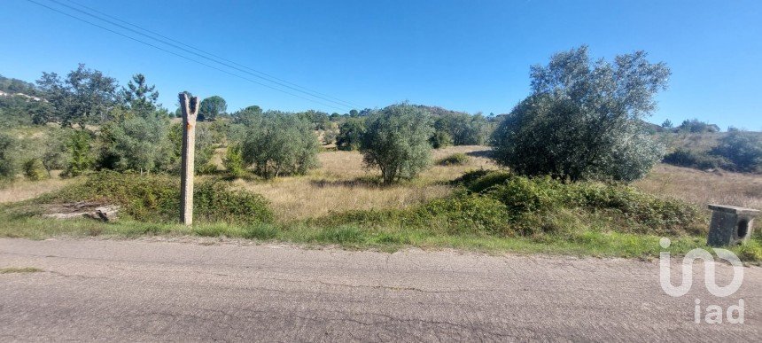 Farm land in Colmeias e Memória of 707 m²