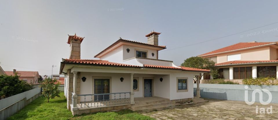 Maison T4 à Santa Comba de 418 m²