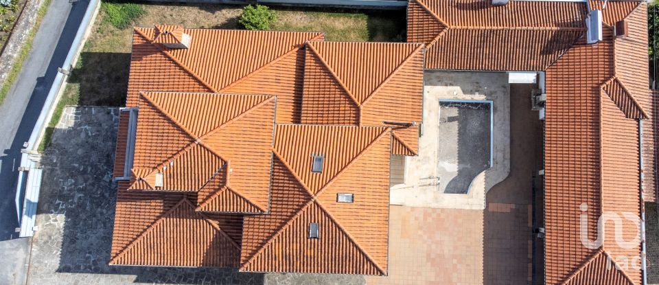 Maison T4 à Santa Comba de 418 m²