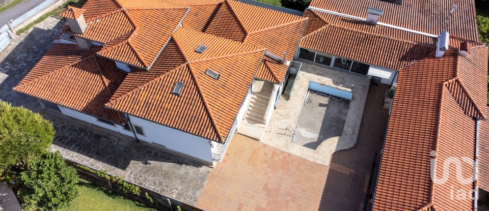 Maison T4 à Santa Comba de 418 m²