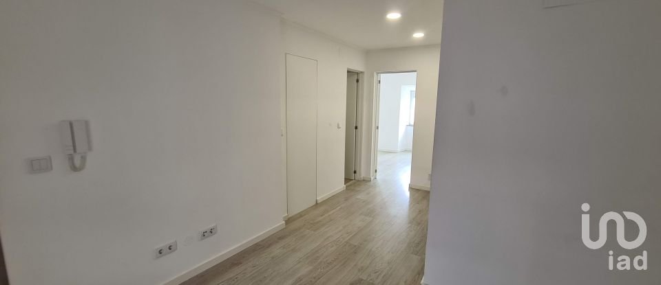 Apartment T1 in Alcântara of 53 m²