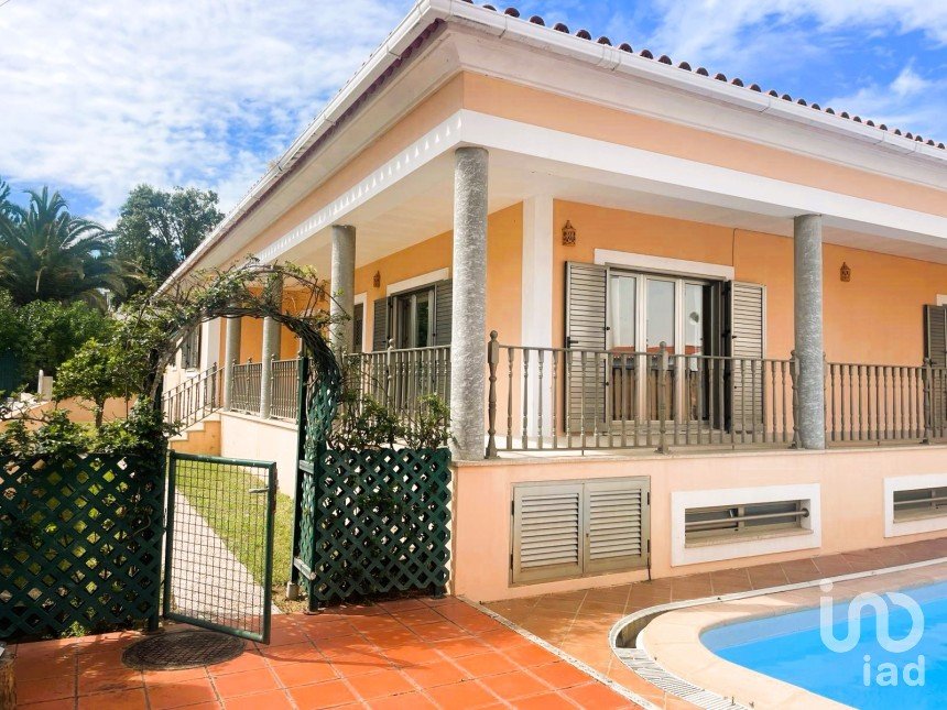 House T4 in Portimão of 208 m²