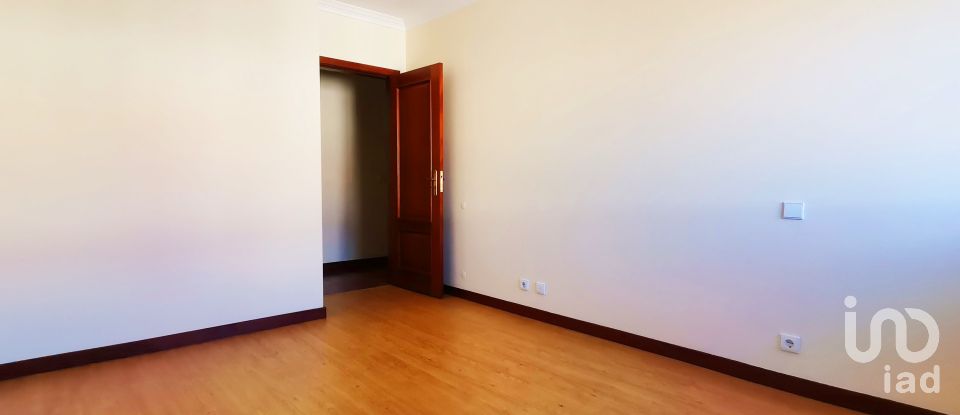 Apartment T3 in Darque of 115 m²