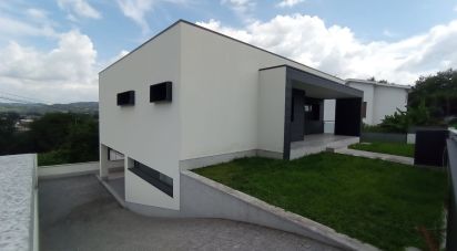 Lodge T3 in Amares e Figueiredo of 132 m²