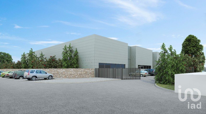 Boutique/Local commercial à Vila de Prado de 954 m²