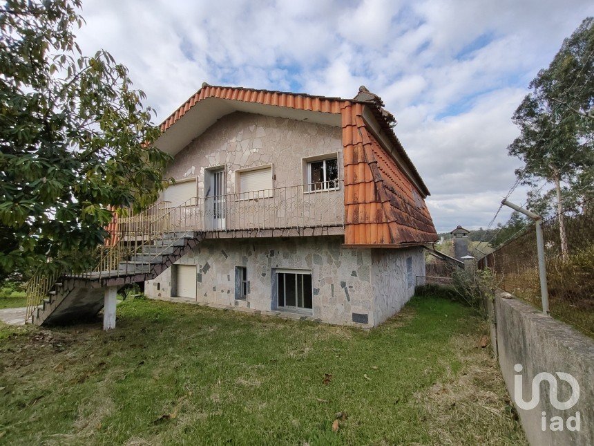 Maison de village T6 à Gandra e Taião de 541 m²