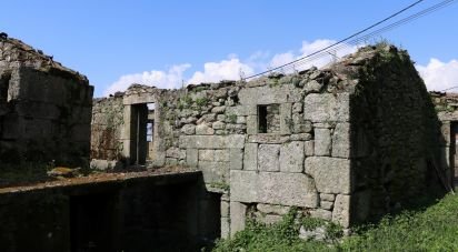 Village house T0 in Mouçós e Lamares of 526 m²