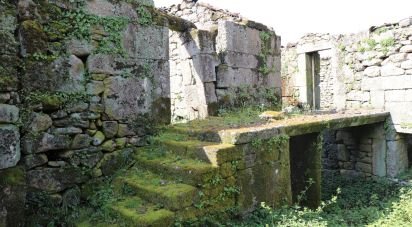 Village house T0 in Mouçós e Lamares of 526 m²